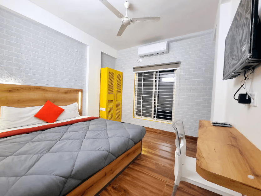 Stayinn Nest,Saket Bhopal main