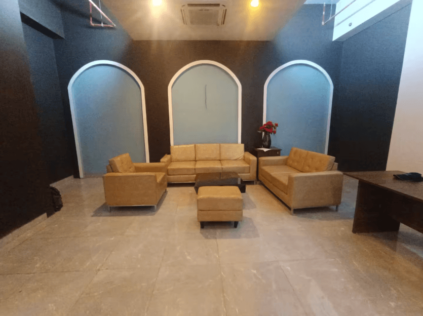 Luxury Studio • High-Rise 5