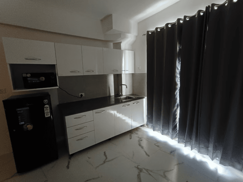 Warm Cozy 1BHK main
