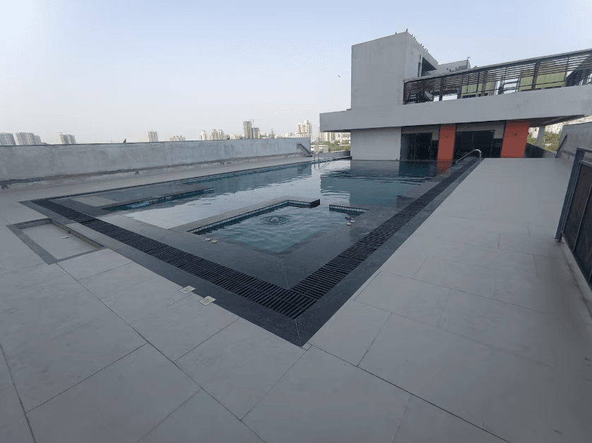 Bright 1BHK 5