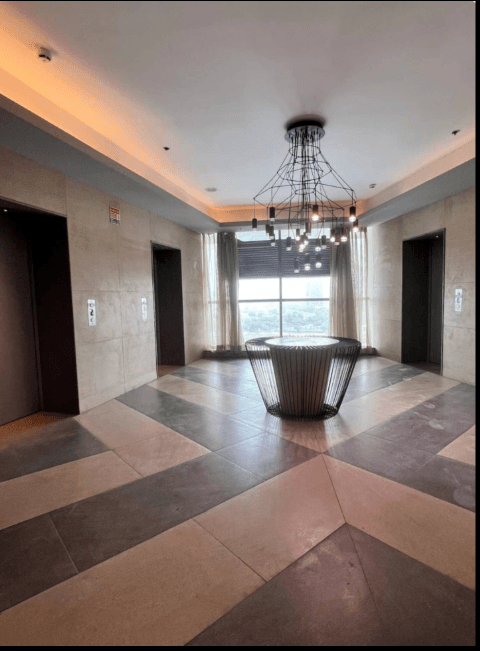 The Wing: Your private 10th floor suite 4