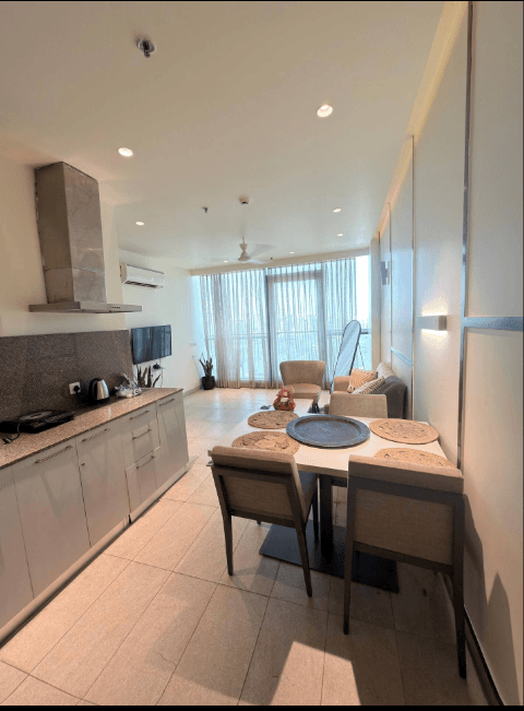 The Wing: Your private 10th floor suite 5