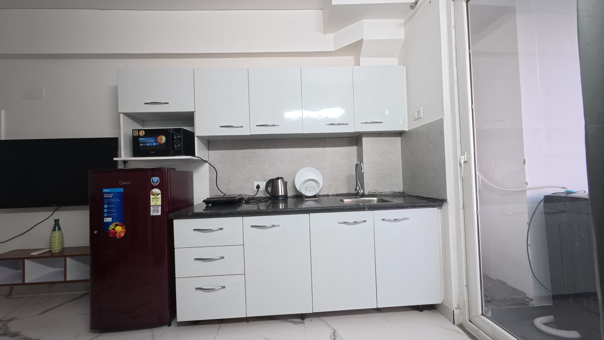 Spacious Family 1BHK |Safe & Comfortable |Gurugram 5